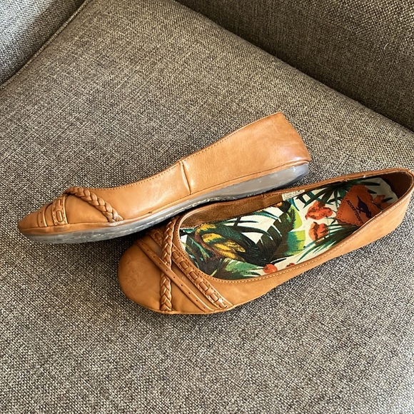 RocketDog flats - Picture 2 of 5